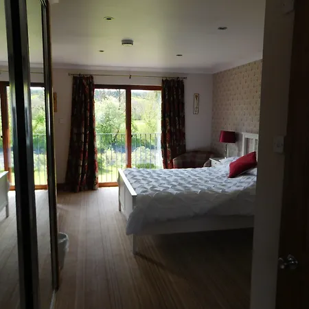 Riverside House-2