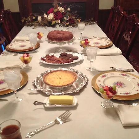 Adair Manor Bed & Breakfast-3