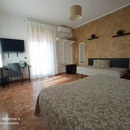 Bed & Breakfast Fontanarossa Airport -Private Parking--3