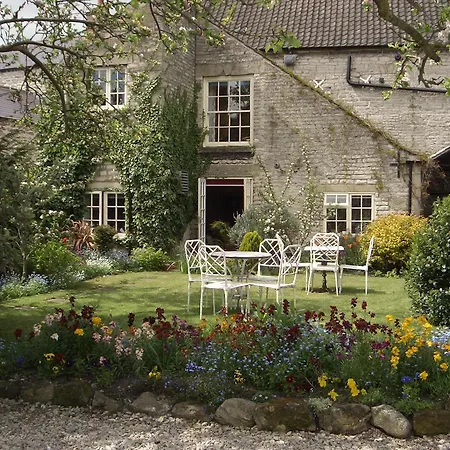 Bramwood Guest House-2