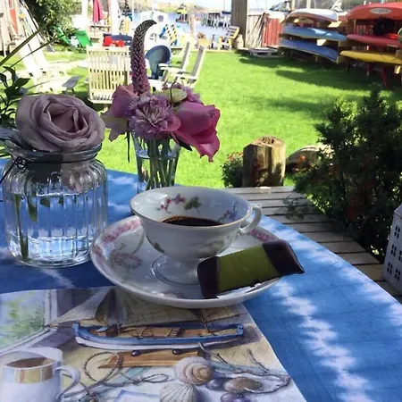 Braennoe Varv Bed & Breakfast-2