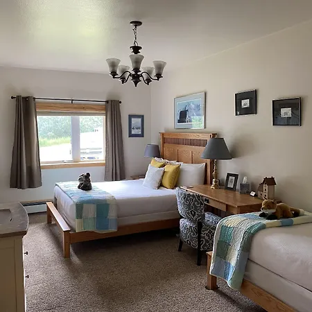 Pioneer Ridge B&B Inn-2