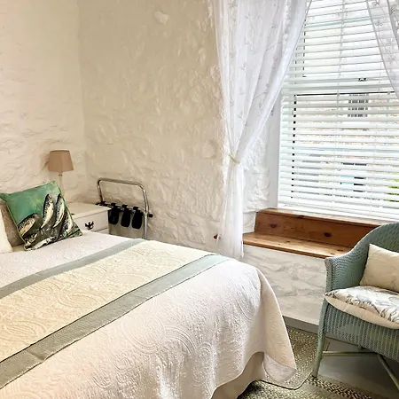 The Old Post House B&B-2