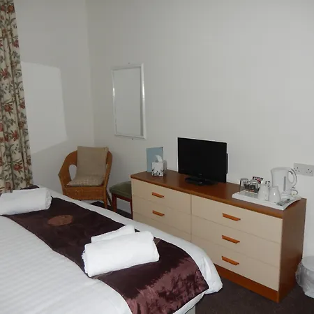 The Oasis Hotel-3