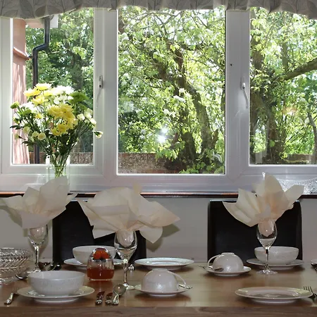 Colston Hall Farmhouse B&B-3