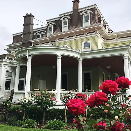 Churchill Manor-2