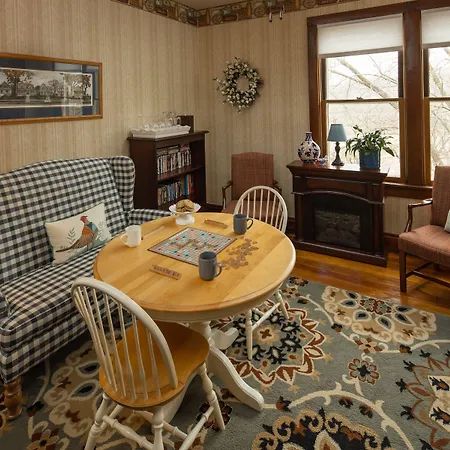 Avery On Prospect Hill Guest House-2
