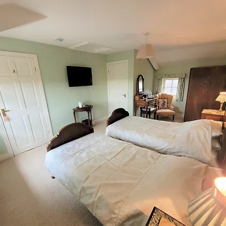 Burton Grange Farmhouse Bed And Breakfast-3