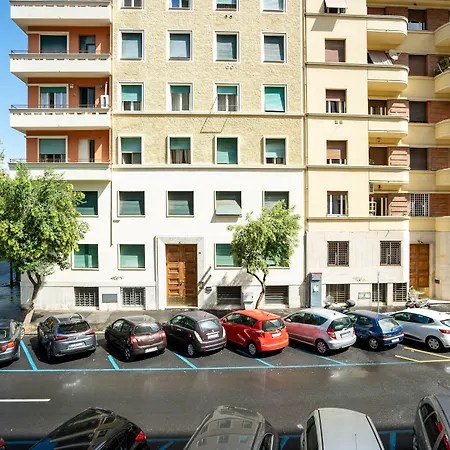 Capital Rooms-3