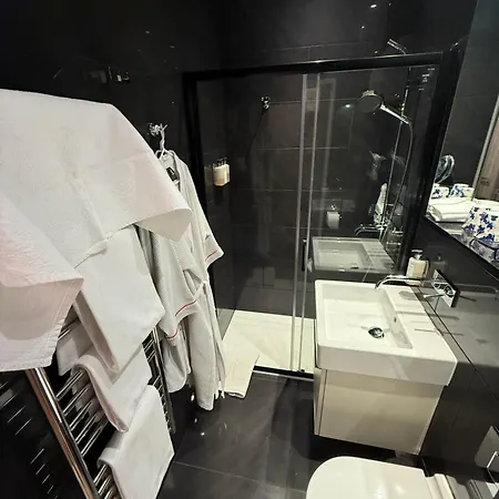 Boutique Bnb Barclay House London Townhouse - West London, Kensington, Chelsea, Fulham-3