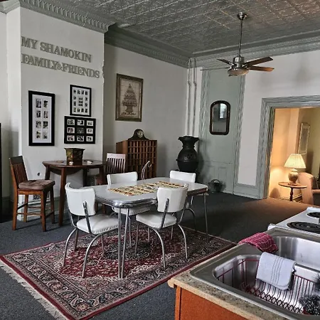 Shamokin Bed And Breakfast-3