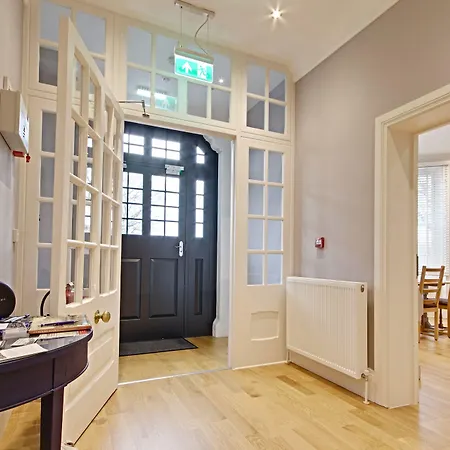 Highfield Bed & Breakfast-3
