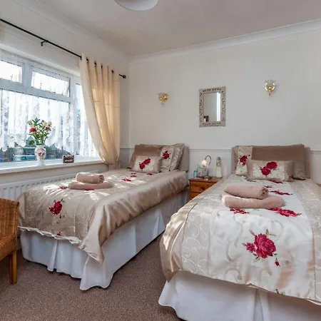 Wimborne Lodge-2