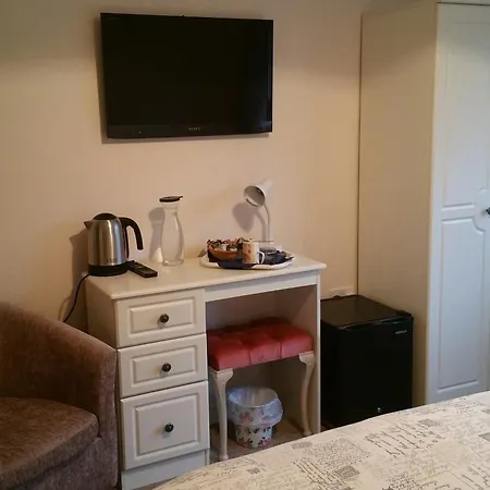 Wimborne Lodge-3