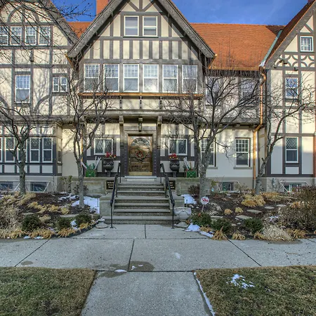 Frederick Stearns House Historic Inn-3