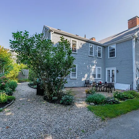 Sally Webster Inn-2