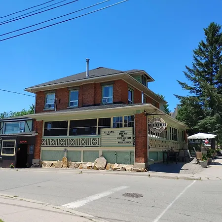 Stonewater Manor B&B-3