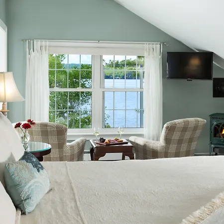 Wolf Cove Inn-2