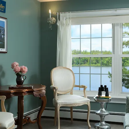 Wolf Cove Inn-3