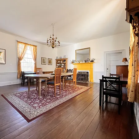 The Sunnyside Sisters Bed And Breakfast-3