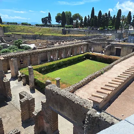 Garden House Ercolano-3