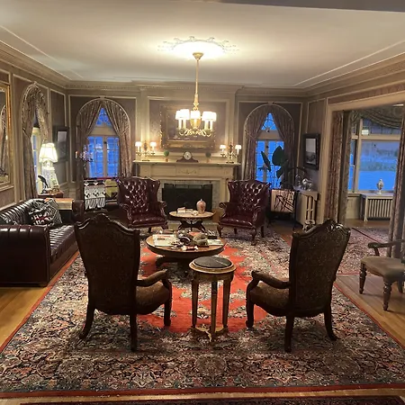Pendleton House Historic Inn-2