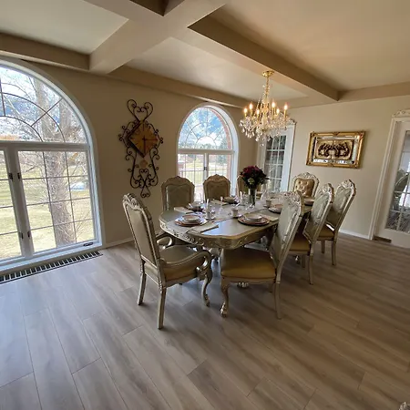 Toad Hall Manor Bed And Breakfast-2
