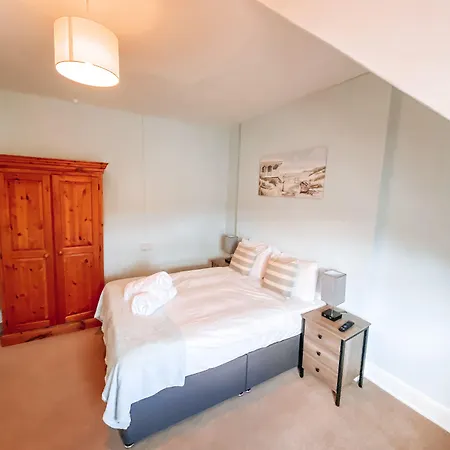 Ingledene Guest House-3