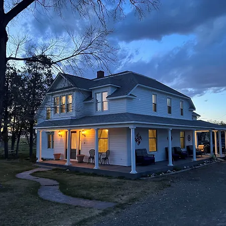 Hudson House Bed And Breakfast-2