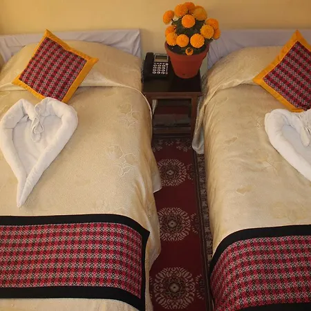 Simrika Homes Bed And Breakfast-3