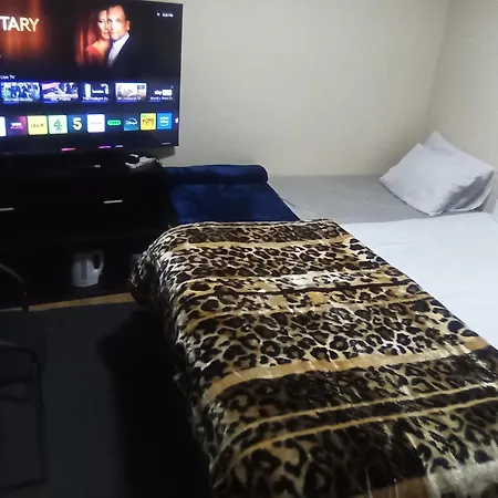 Romantic Guest Rooms-2