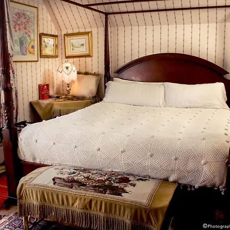 Cliff Crest Bed And Breakfast Inn-3