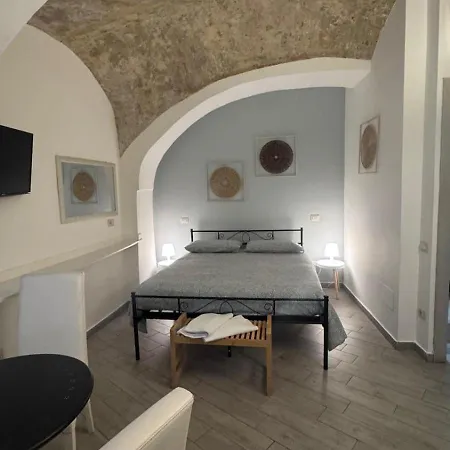 Petros Rooms&Apartments-3