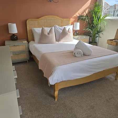 Eyre Court Hotel-3