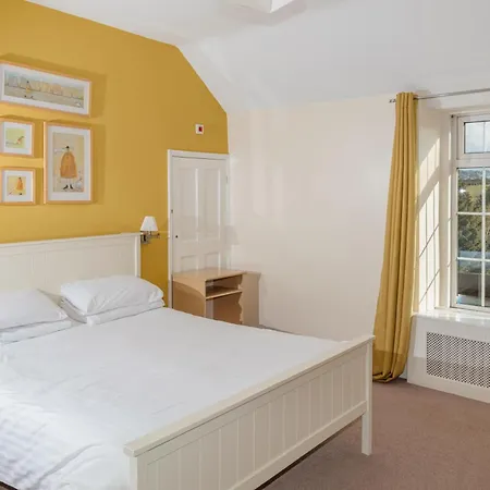 Whitton Lodge Corporate-3