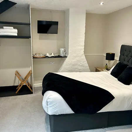 The Beacons Guest House-3