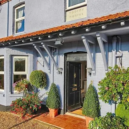 Hooray Henrys Sheringham-2
