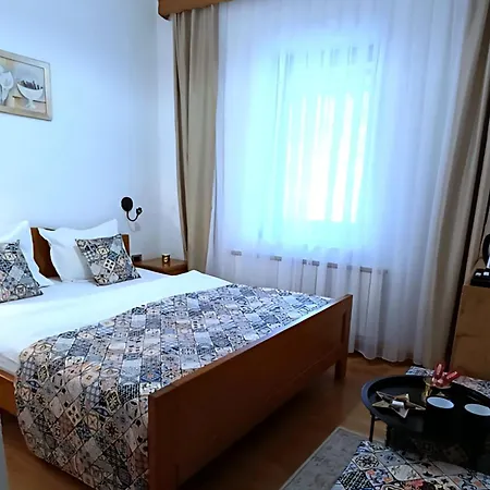 Bed And Breakfast Vijecnica-3