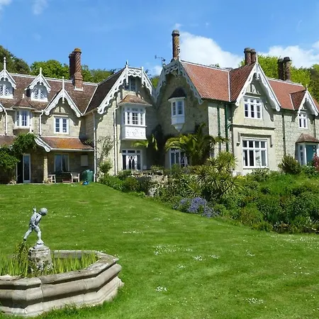 Lisle Combe-3