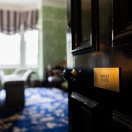 Hulbert House Luxury Boutique Lodge Queenstown-3