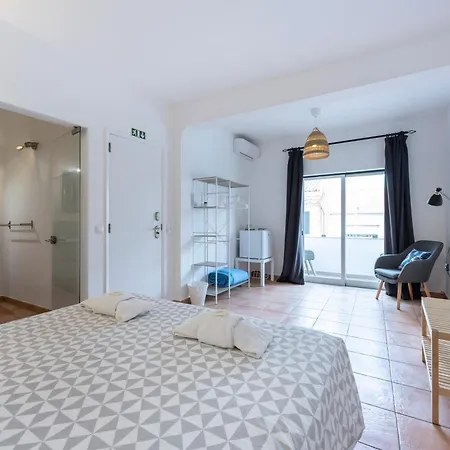 3 Marias Guest House B&B-2
