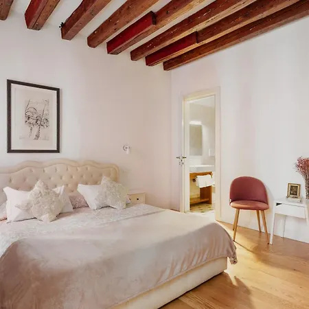 Bianca Cappello House-2
