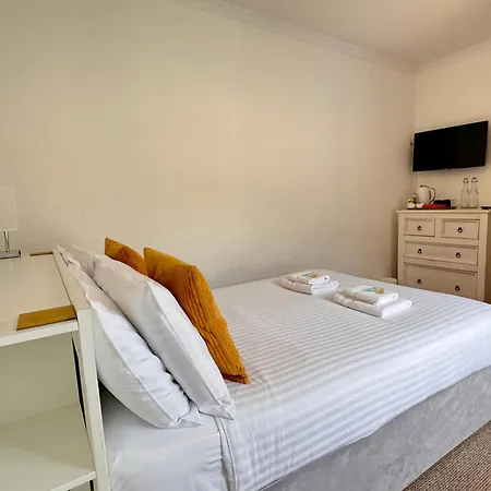 Gumfreston Guest House-2