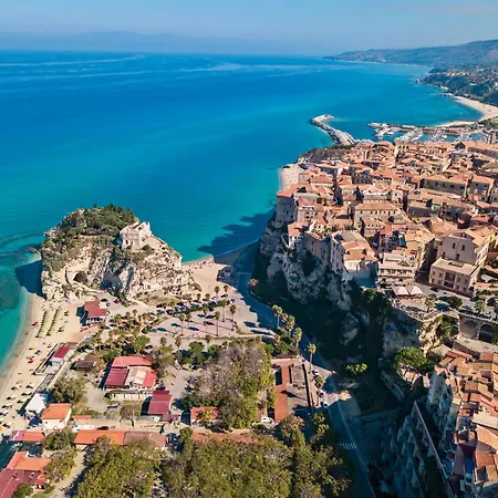 Essenza Mediterranea Tropea-3