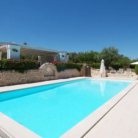 Trulli Valle d'Itria-3