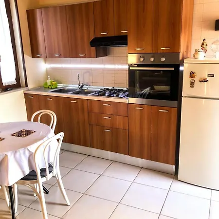 Residenza ACQUAVIVA 121-2