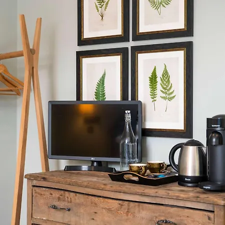 The Bottle & Glass Inn - Garden View - Room 1-2