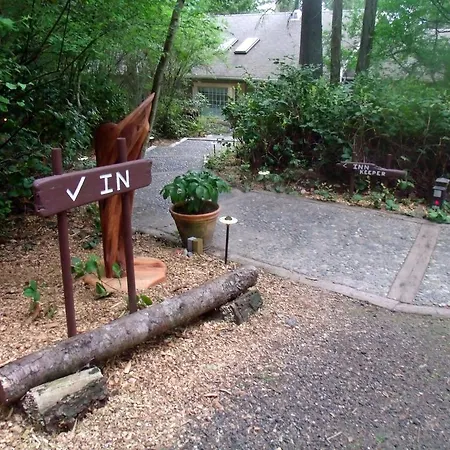 Inn To The Woods-2