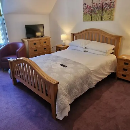 Ty Penbont House-3