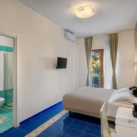 The Reef Sorrento-2